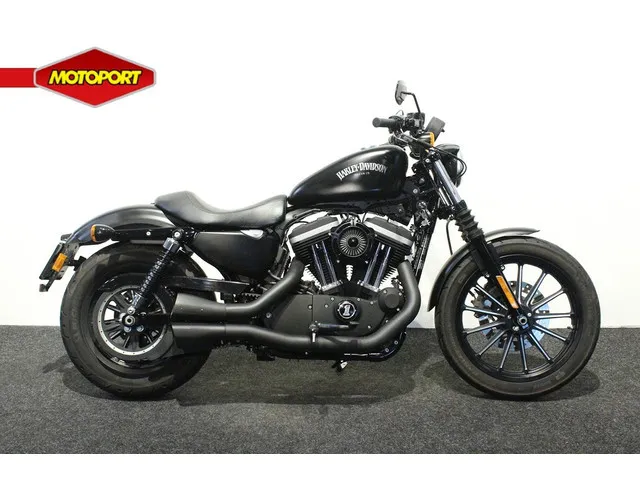 Harley-Davidson Sportster Iron XL883