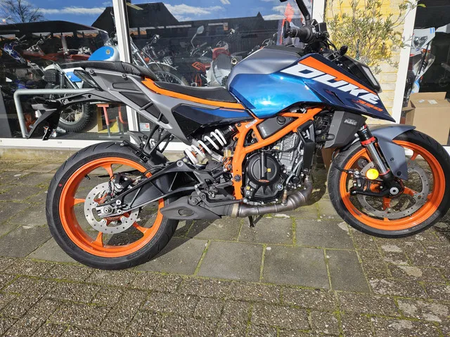 ktm-390-duke-726-1
