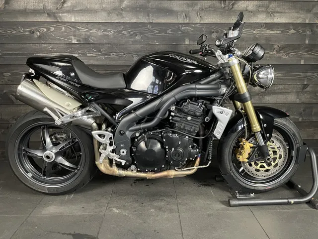 Triumph Speed Triple