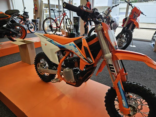 ktm-sx-e-3-5952-1