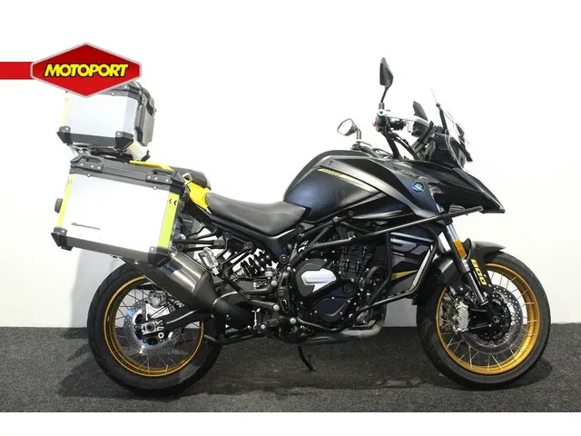 qjmotor-srt-800-sx-touring-6408-1