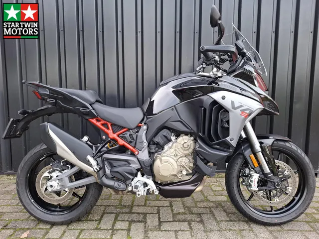 ducati-multistrada-v4-s-7846-1