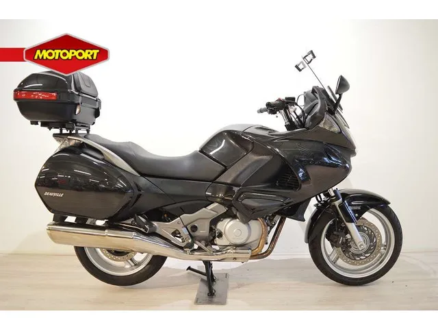 Honda NT700V Deauville