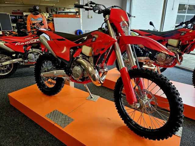 GasGas EC 300
