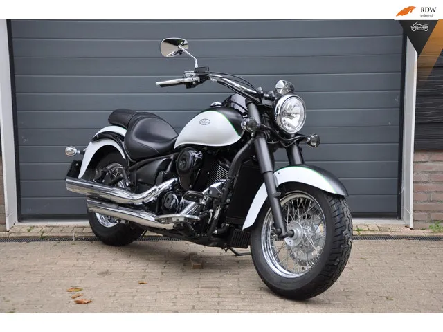 kawasaki-vn900-classic-7411-1