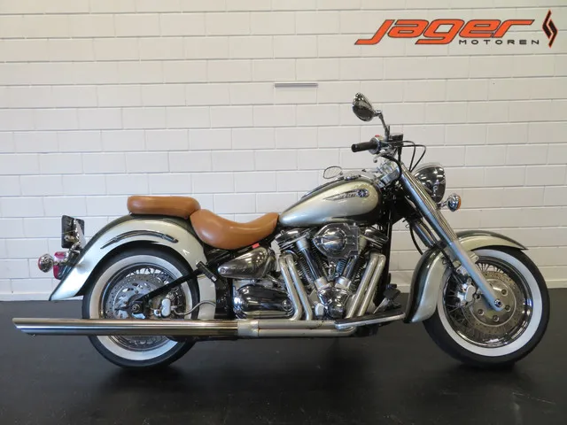 Yamaha XV1600 Wild Star