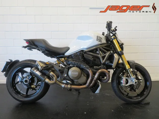 Ducati Monster 1200 S