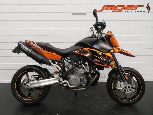 ktm-990-supermoto-r-7977-1
