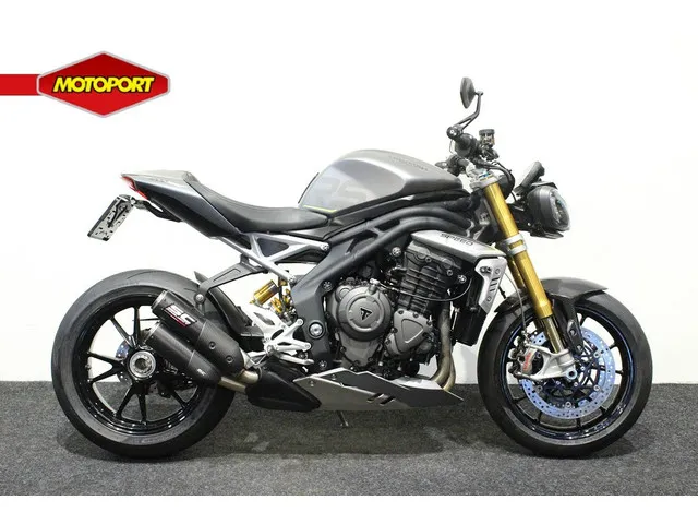 Triumph Speed Triple 1200 RS
