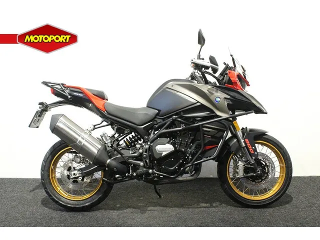 qjmotor-srt-800-sx-5712-1