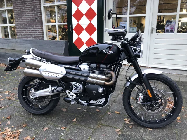 Triumph Scrambler 1200 XC