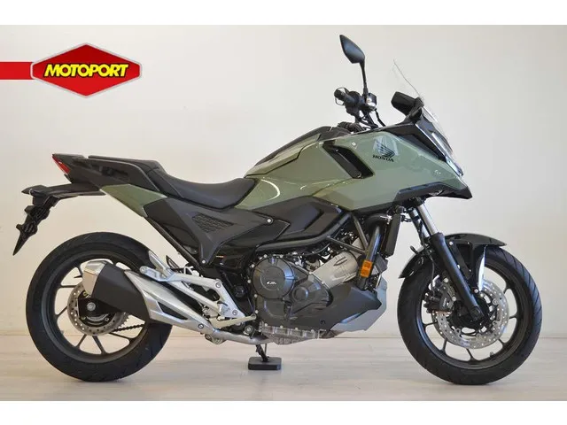 Honda NC750X DCT