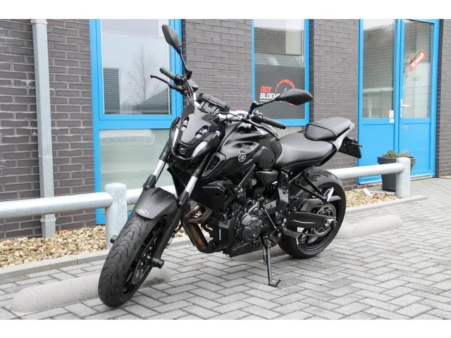yamaha-mt-07-8514-1
