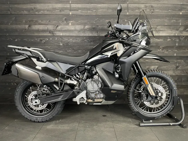 CFMOTO 800MT-X