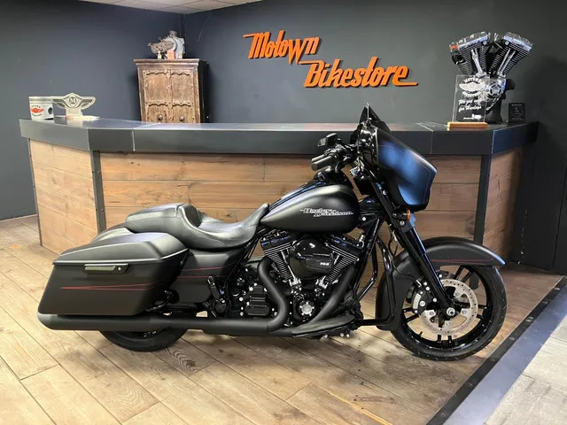 harley-davidson-street-glide-special-3382-1