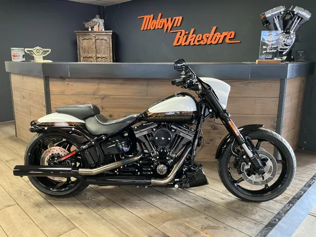 Harley-Davidson CVO Pro Street Breakout FXSE