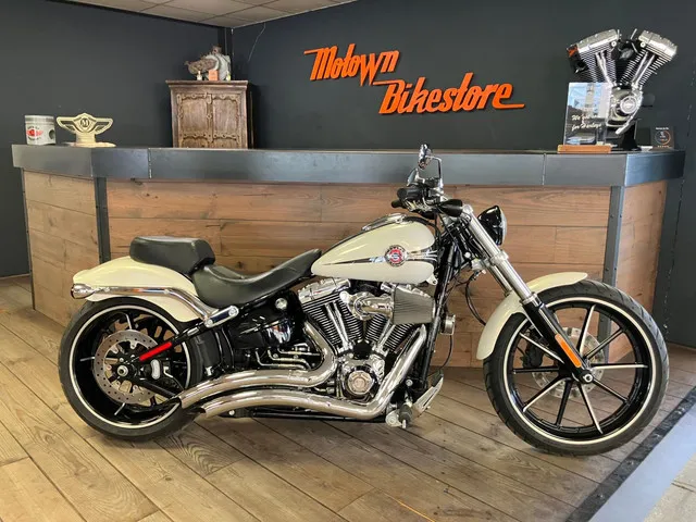 harley-davidson-breakout-fxsb-5973-1