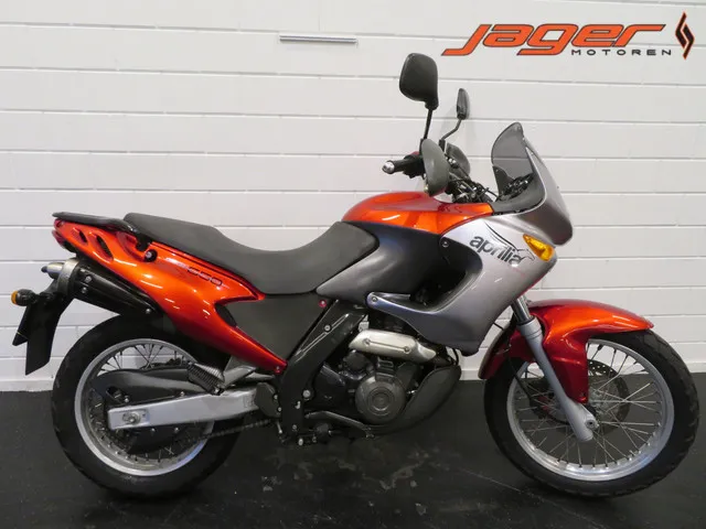 aprilia-pegaso-650-ie-8554-1