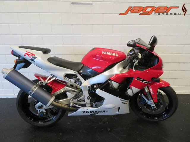 yamaha-yzf-r1-8609-1