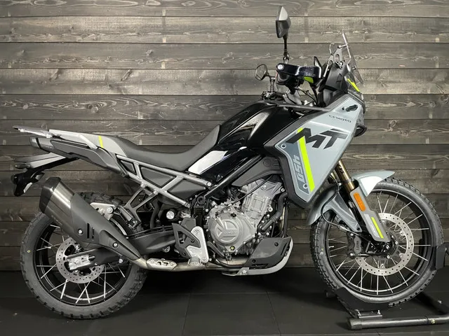 CFMOTO 450MT